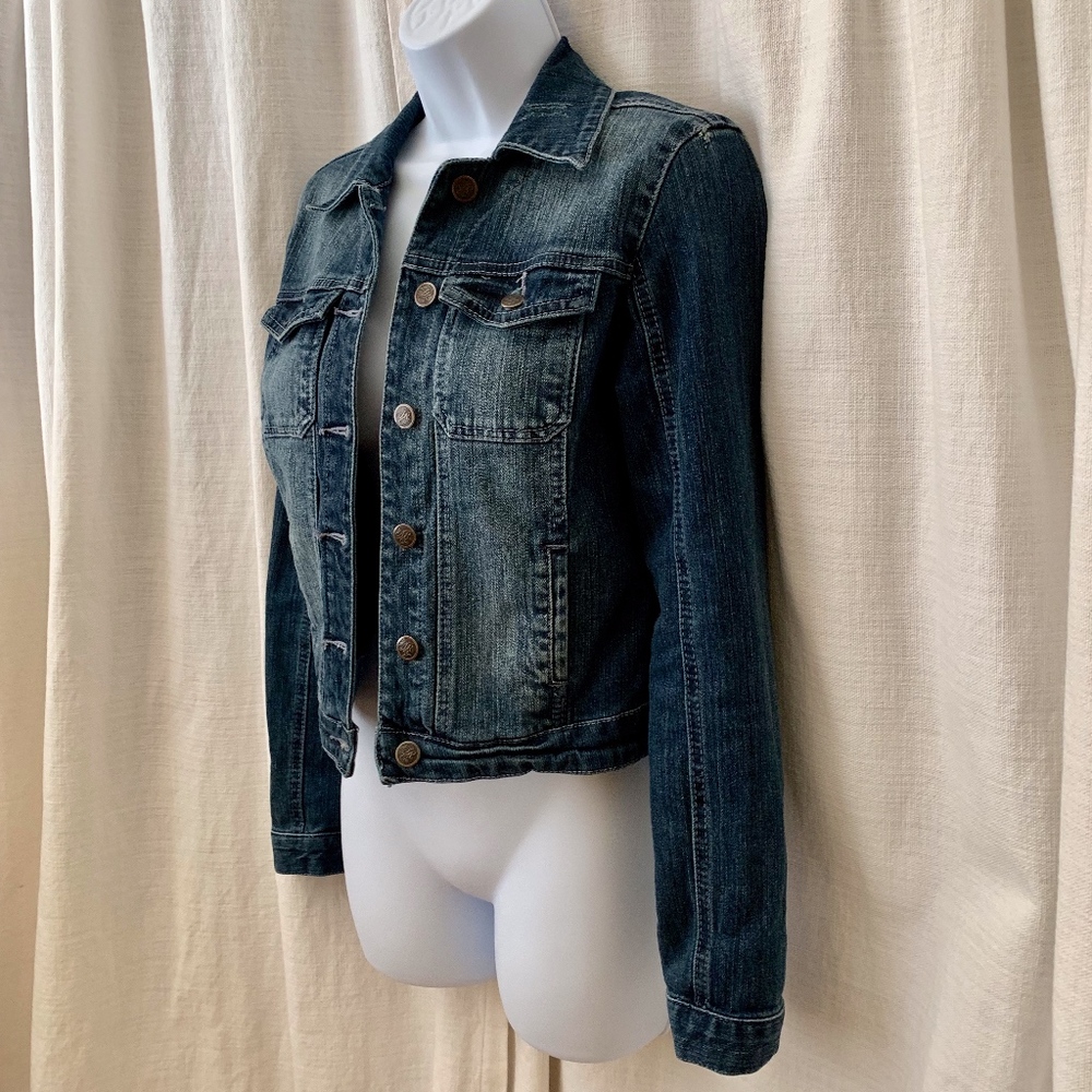 EUC- American Rag Dark/Distressed Denim Jacket! - Picture 4 of 6